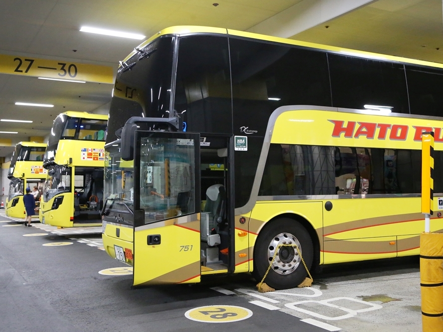 1台で一人の時もあれば複数台で即席チームになることもあるのがガイド（写真はイメージです）