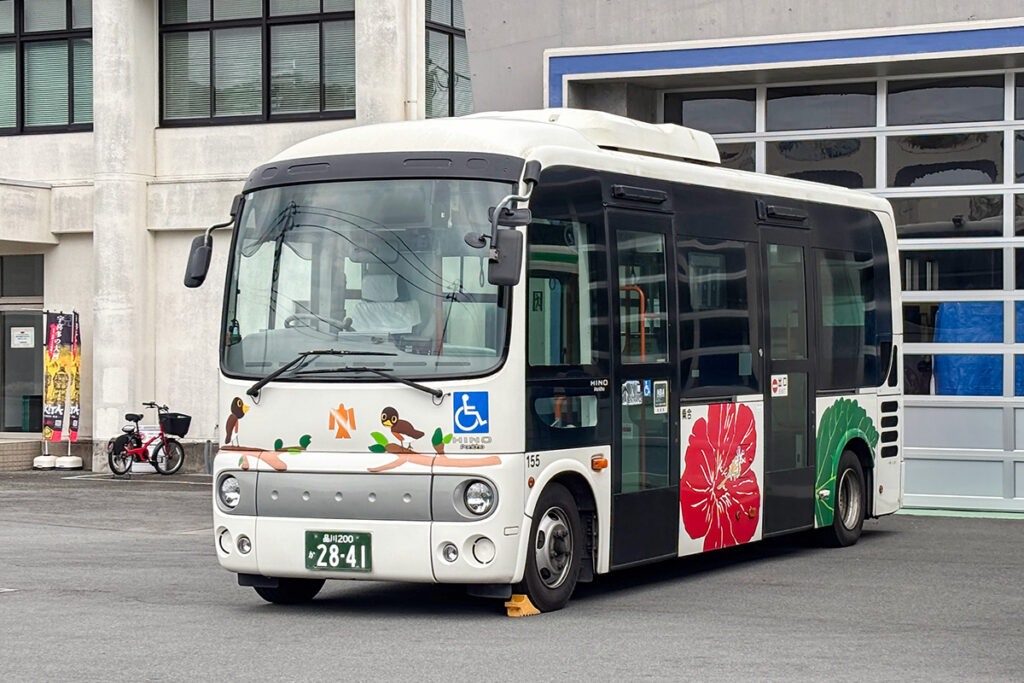 主に循環路線に充当される日野ポンチョ