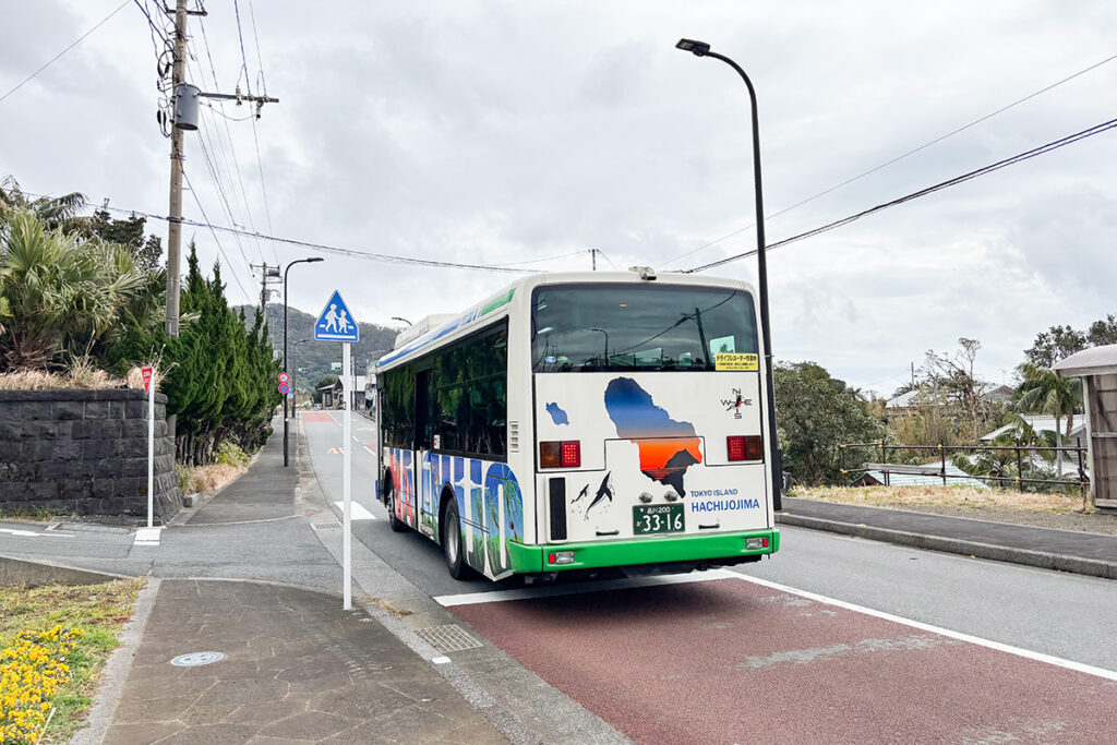 中之郷出張所前が「やすらぎの湯」へのアクセス口