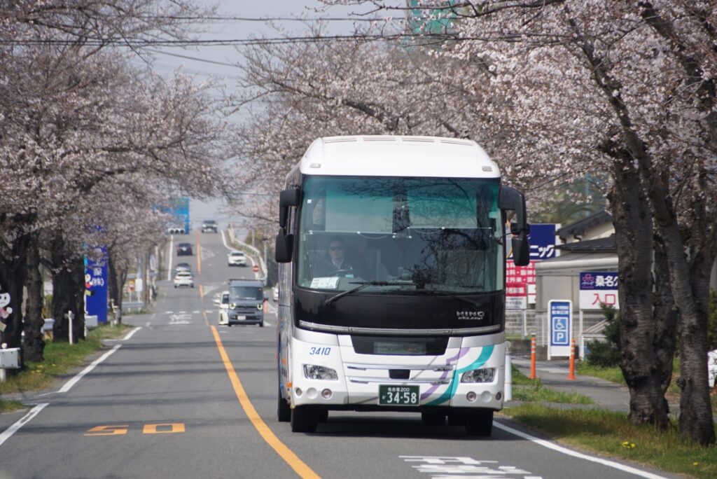 名鉄バスの日野セレガ