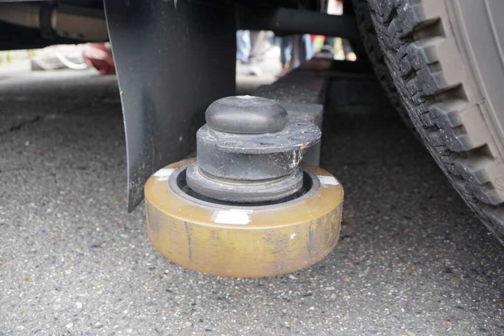 この装置のために車両が新造できなくなってしまった