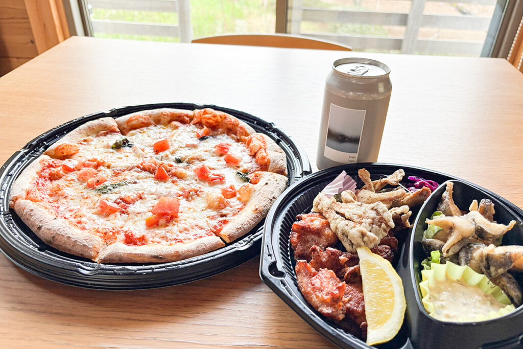お店の閉まる時刻が早いため、食べ物ほか必要な品の用意は確実に