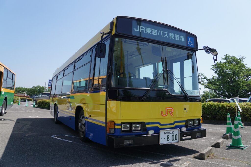 専用車なので幕も固定？