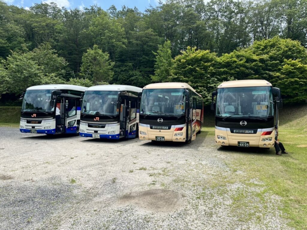 案内はガイドにより異なる