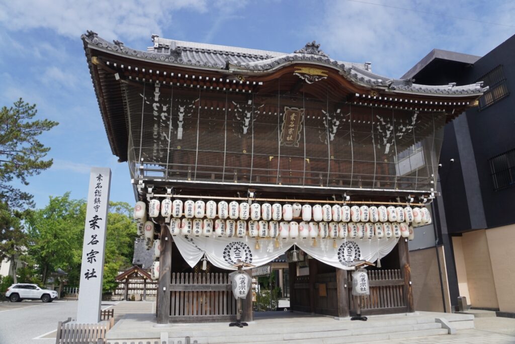 立派な神門