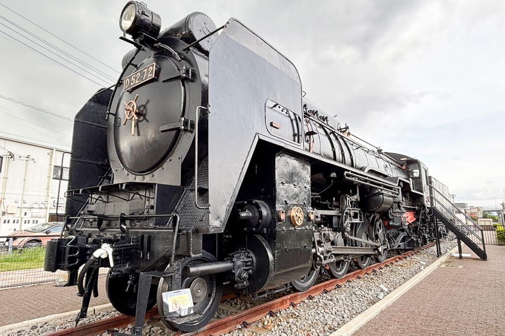 D52 72。非電化時代の御殿場線を支えた機関車