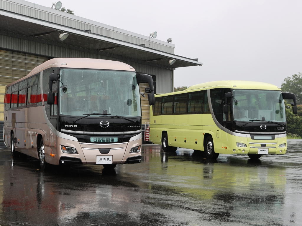 進化している乗用車の機構をそのまま利用できないのが重いバスの悩みどころ