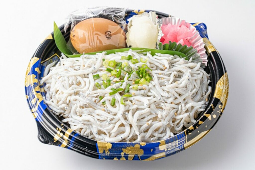 とびっちょの釜揚げしらす丼
