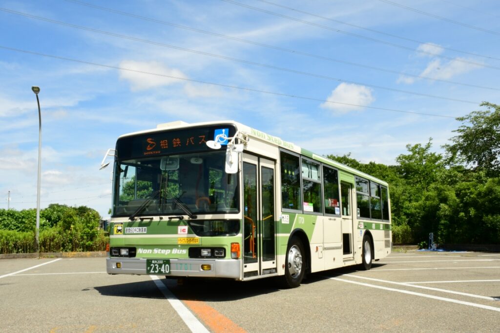 エアロスターノンステップ車