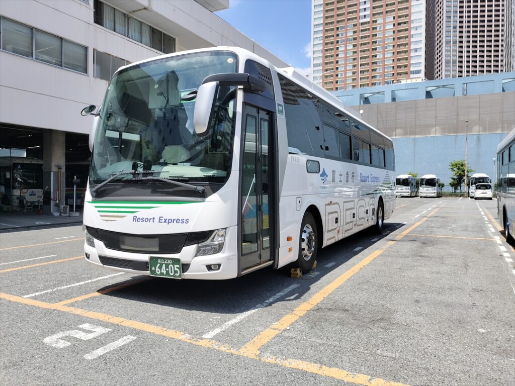 普段は見ることがない江戸川営業所のエアロエース高速車がいるとついついシャッターを切ってしまう