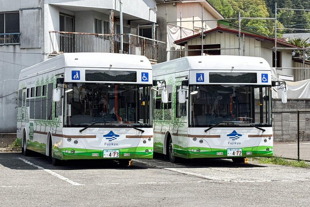 A系統には電気バスを含めた大型路線車が共通運用で使われている