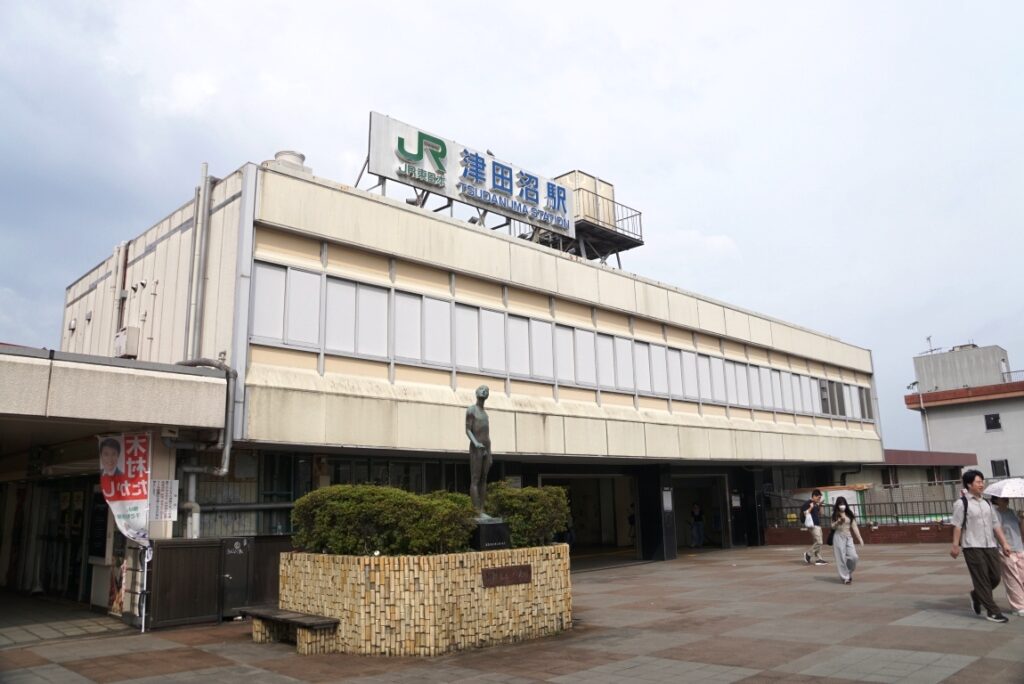 市境が入り組んでいるので目的地は船橋市だが習志野市の津田沼からバスに乗る