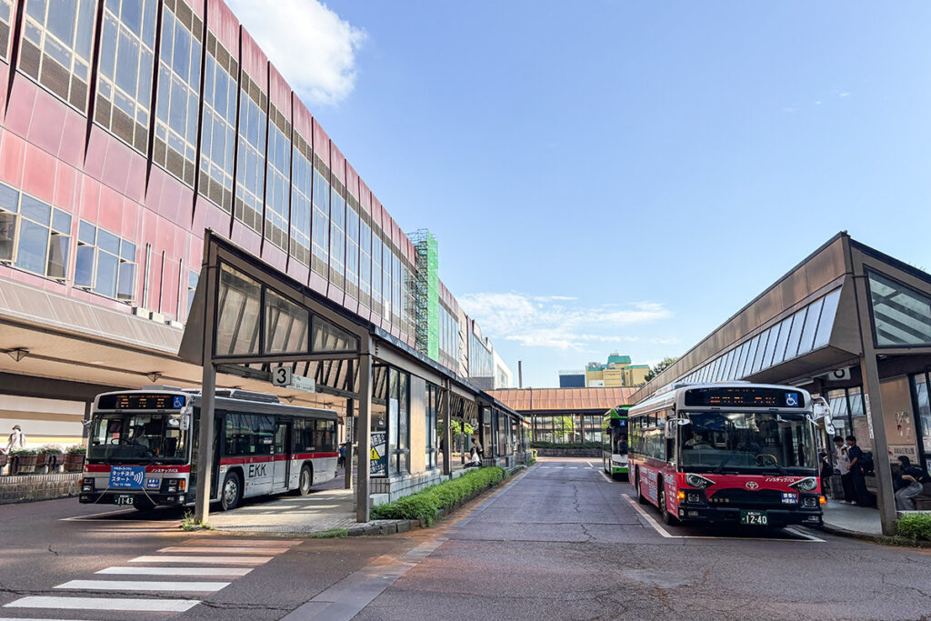 JR長岡駅大手口のバスターミナル