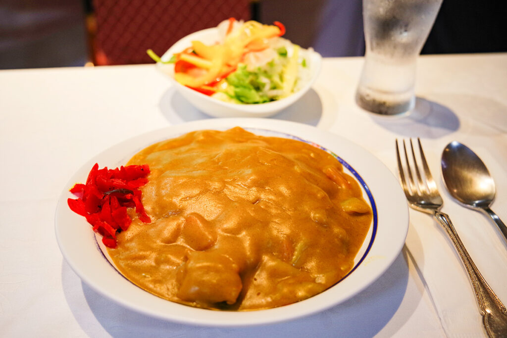 あのバスセンターのカレーでちょっと早めのランチ