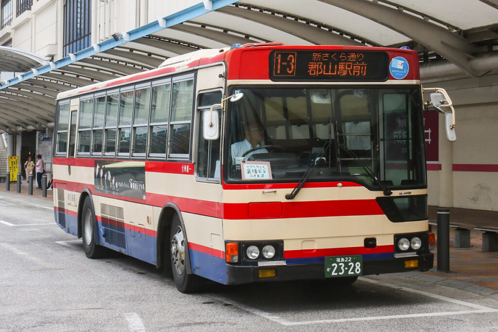 福島交通は社員にバス愛好家が多く、古い車両を大切に使っている