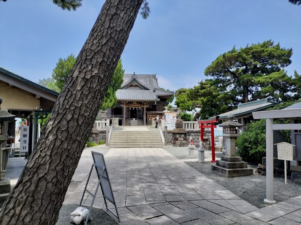 森戸大明神の拝殿