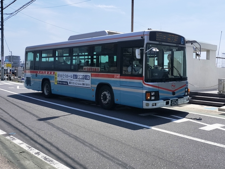 真名瀬バス停乗降中