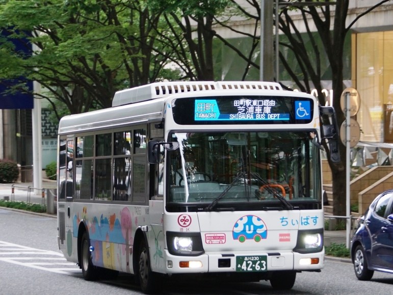 田町ルートは中型車がほとんど