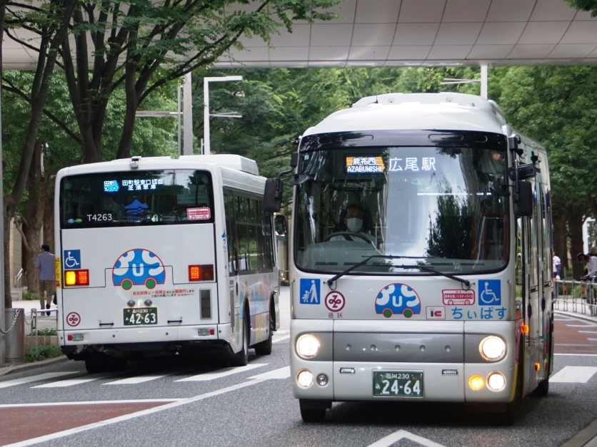 多くのルートが行き交うターミナル的存在なのが六本木周辺