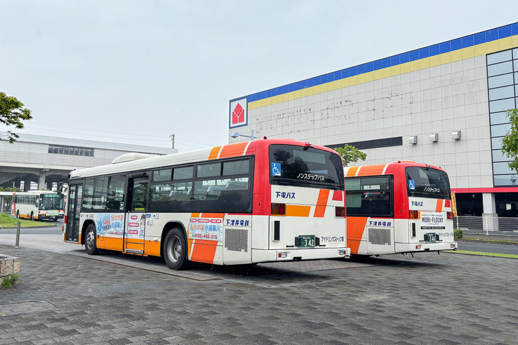 大判グリルがV8の郷愁を誘う