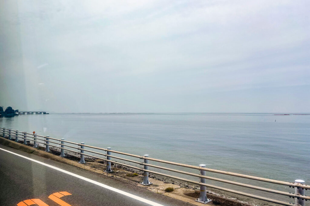 天気の良い日なら青の映えるオーシャンビューが望める