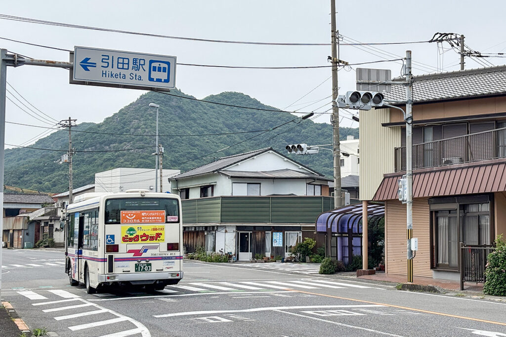 大川バス／徳島バスの連絡地点になっている引田