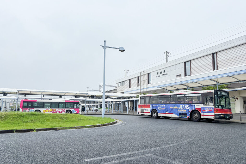 2026年7月のJR児島駅前バスターミナル