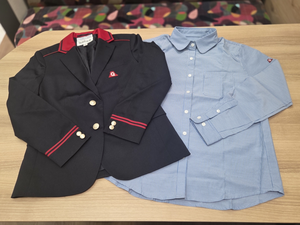 従来の制服は防災毛布に生まれ変わる？