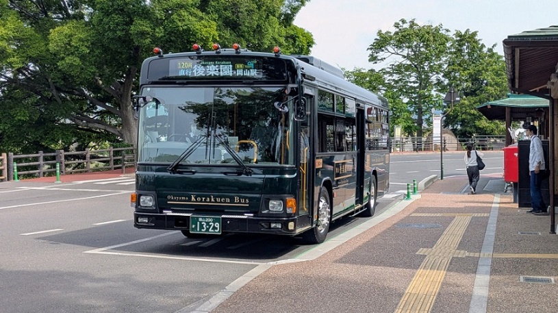 宇野バスの代名詞でもあるマーカー