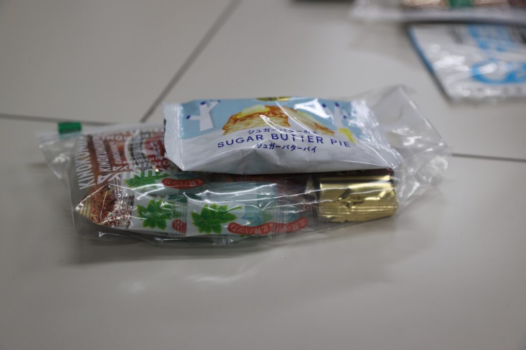 1人ずつパッキングしてある心遣いがバスガイドらしい!