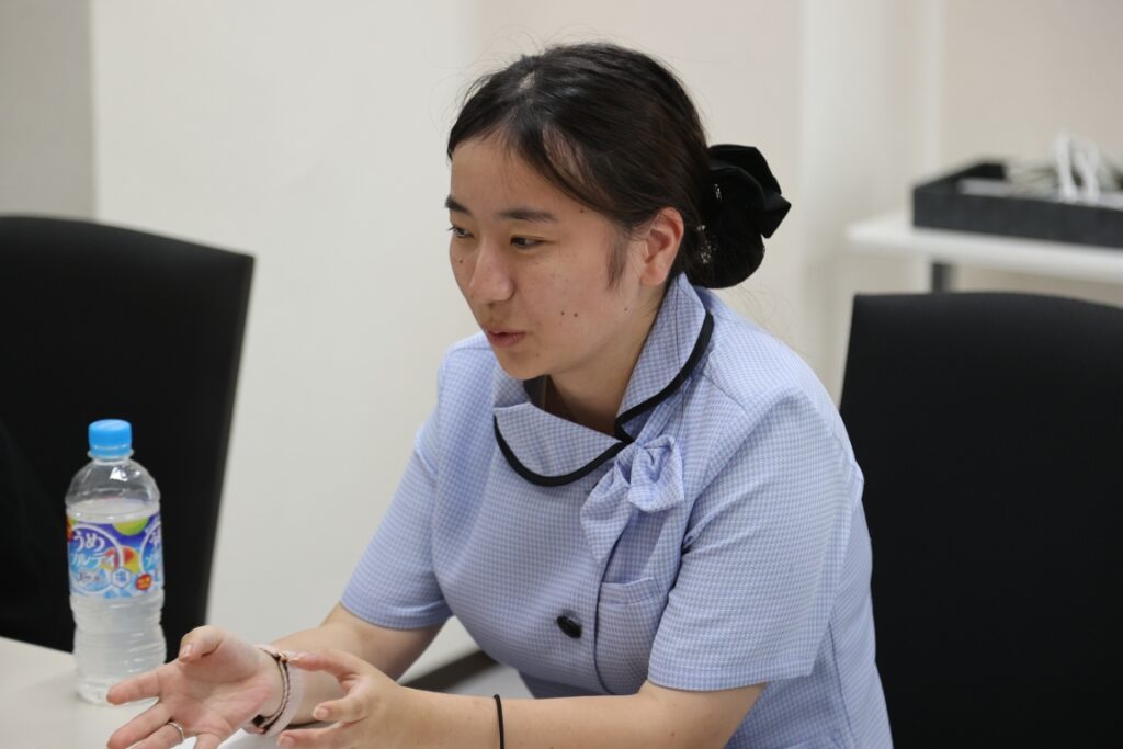 自分の経歴を力説する筆者