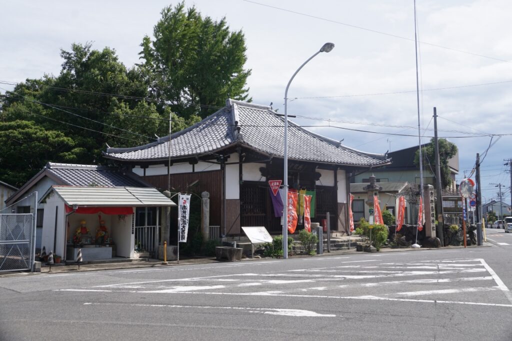 津市は現在は県庁所在地だが伊勢街道の重要な地でもあった