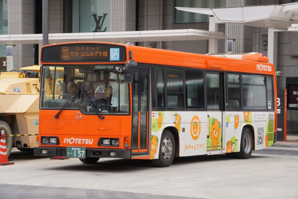 伊予鉄の車両は多彩?