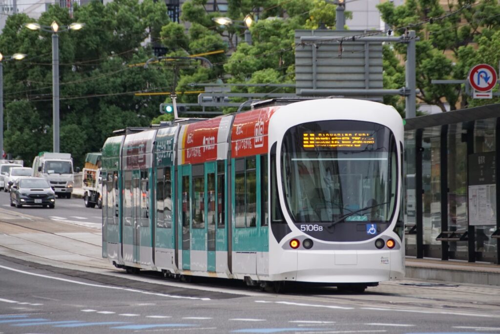 電車もバスも自由に乗れるフリーパスは心強い