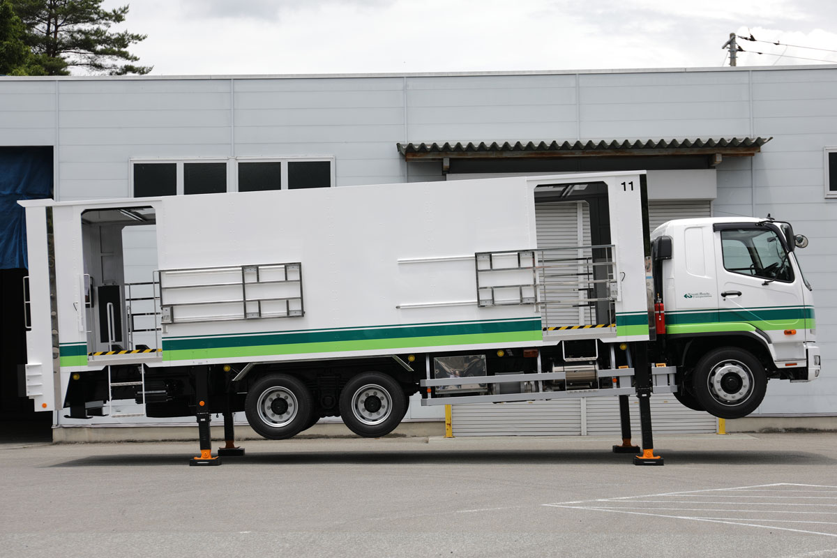 チョットだけよ~! 最新「フルロード」9月13日発売だ! 第4報 トラック総合情報誌「フルロード」公式WEBサイト