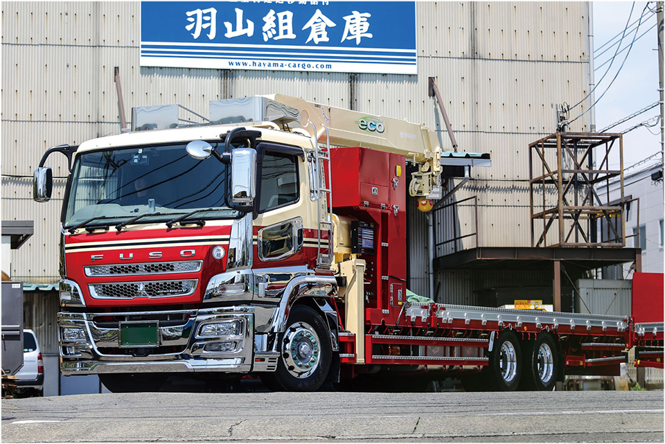 これが日本のクラフトマンシップ 一品モノを作る匠が生んだ超低床重量物運搬車