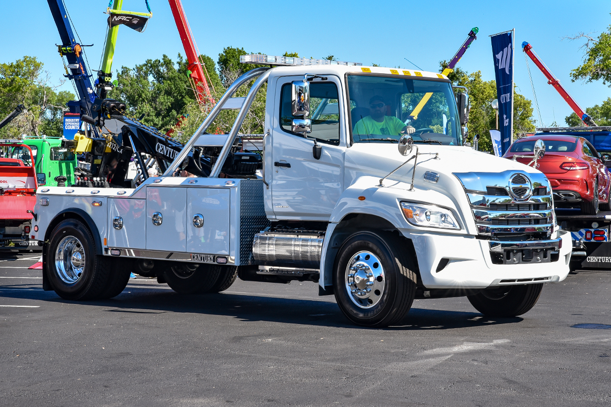 画像ギャラリー 日野が開発した北米向けボンネットトラック Xlシリーズ の進化の歴史をチェック 自動車情報誌 ベストカー