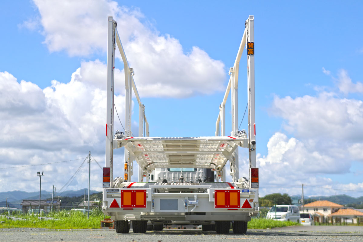 重いハイブリッド車の6台積みに対応!! 毎年進化するトヨタ輸送の最新キャリアカーはココがスゴイ!! - トラック総合情報誌「フルロード」公式WEBサイト