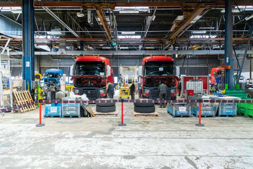 トラックの解体のために工場を新設!?　大型車のパーツリサイクルに向けた取り組みが世界中で進展中