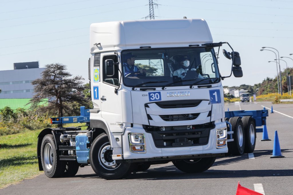 今年のプロドライバー日本一の称号は西濃運輸!! 「第55回 全国トラックドライバーコンテスト」開催！