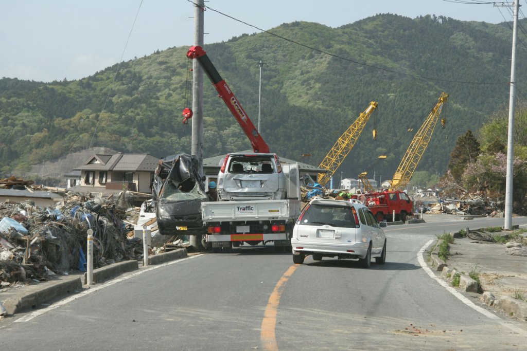 インフラのひとつであるはずのトラック輸送がほとんど機能しなかった東日本大震災