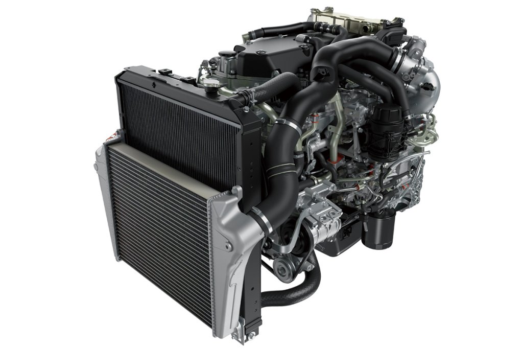 4HK1-TCエンジン。5.2リッター直列4気筒SOHC16バルブの軽量・コンパクトなディーゼルエンジンで、190PS／210PS仕様はVGS（可変ジオメトリ）ターボ、240PSは2ステージターボ過給システムである