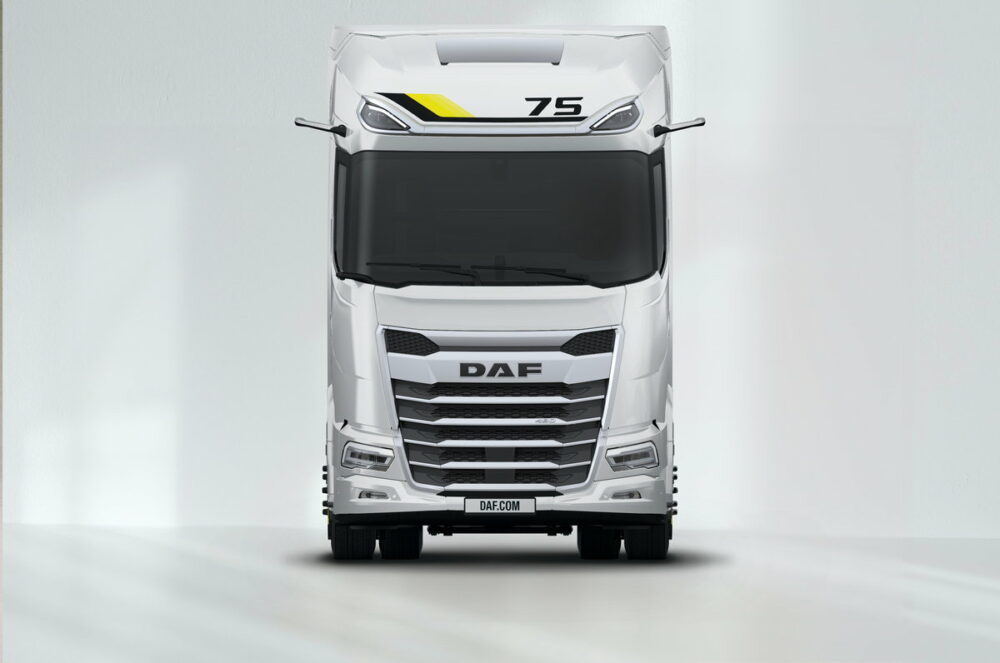 DAFがトラック製造75周年！　フラッグシップの「XGプラス」には記念の特別モデルも!?