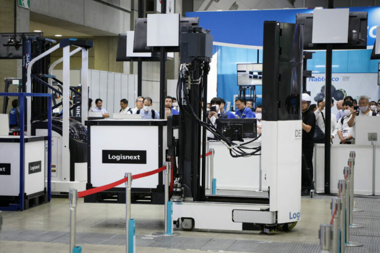 倉庫内荷役から荷積みまで一連の作業を自動化!!　物流課題の解決に向け三菱重工業とキリングループが共同実証を開始