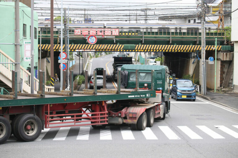 重さは3割強が指定不可! 全ト協の「重さ指定道路」「高さ指定道路」の要望結果