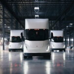 発表から実に9年!!　テスラ「セミ」が度重なる延期を経て2026年にようやく量産化？