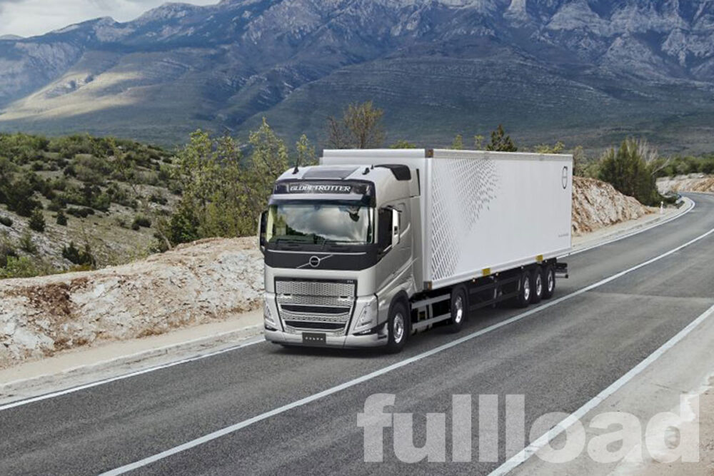 FH 2025年モデルの走行イメージ。先進安全装備も拡充はドライバーの疲労軽減に大きく寄与するだろう