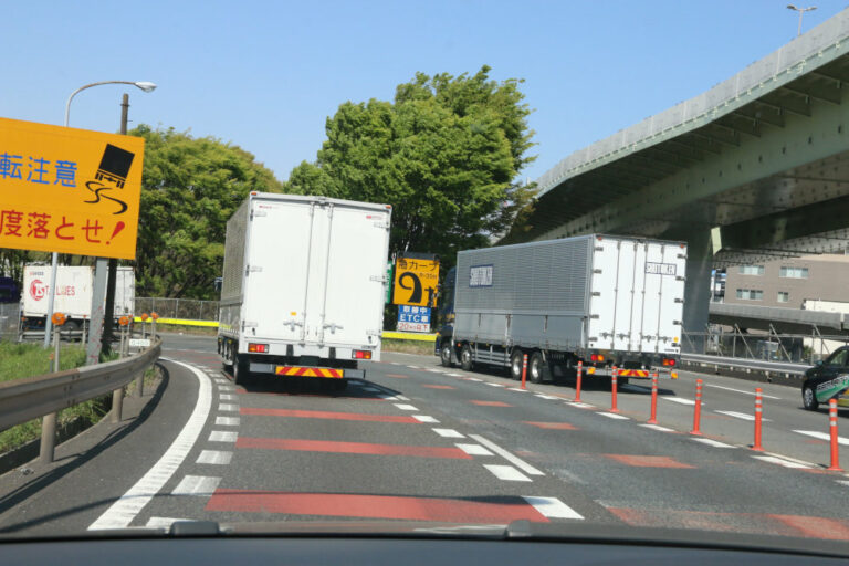 トラック業界積弊の「多重下請構造」　是正の方向性は？　政府検討会の「とりまとめ案」より（後編）
