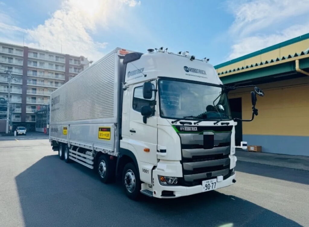 自動運転トラック事業の新たな波!?　ロボトラックが空飛ぶクルマで知られるSkyDrive社の羽賀雄介氏を代表取締役に!