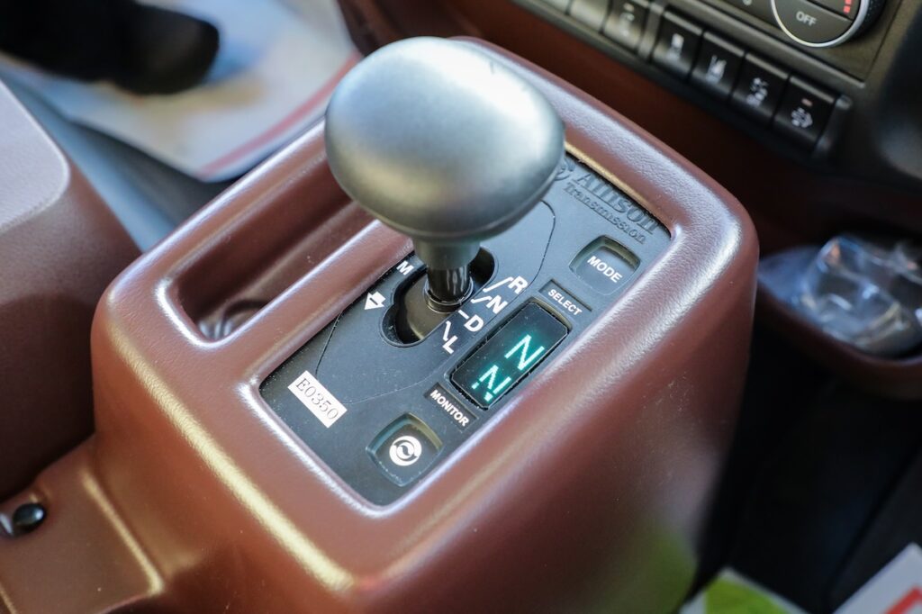 アリソン3500シリーズのバンプ式セレクター